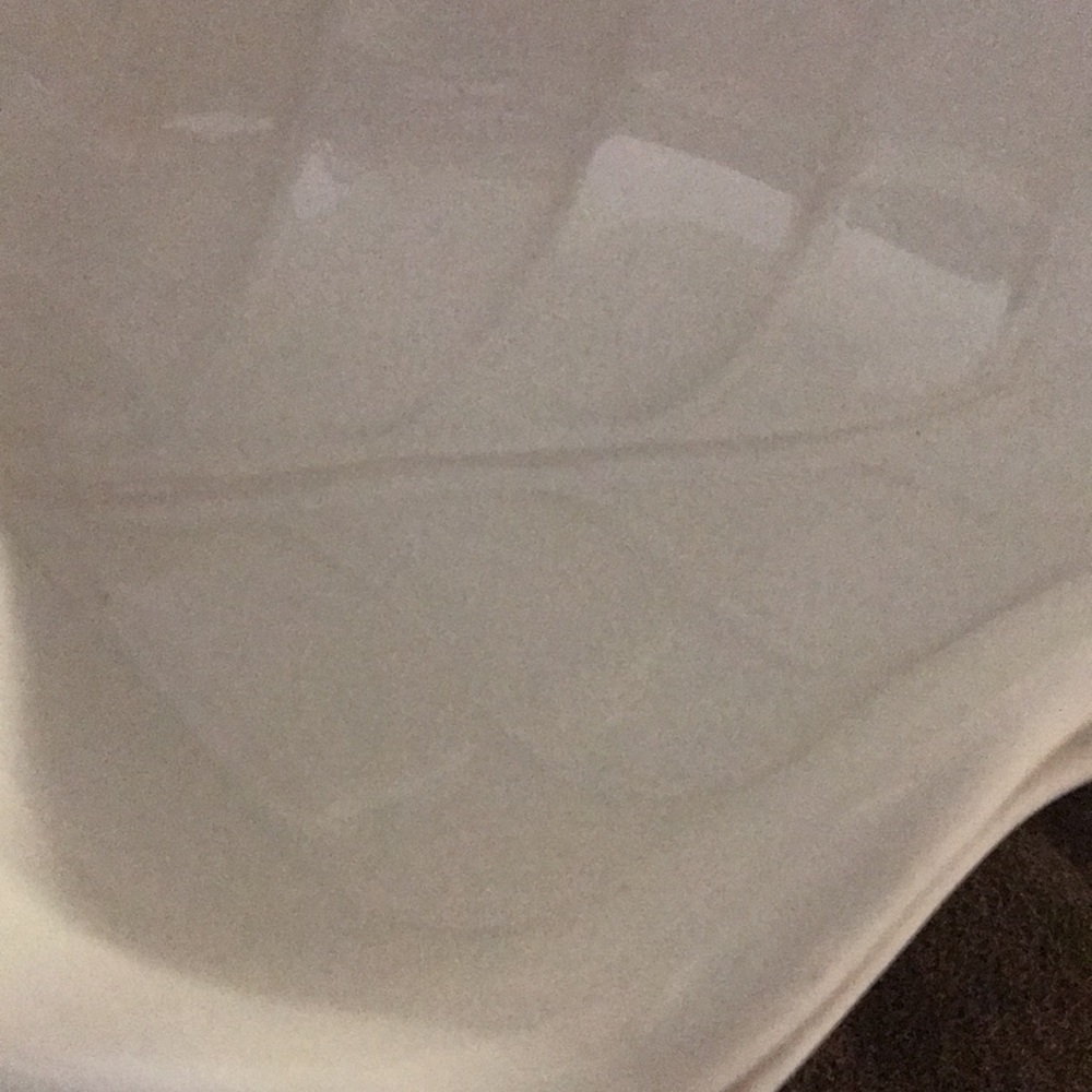 Small white ceramic leaf bowl by Cindy Crawford - Picture 5 of 7